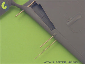 Ensemble d&amp;#39;armement Master AM-48-018 Fw 190 A6 (embouts de canon MG 17, canons MG 151, carénages MG 151) et tube Pitot (1/48)  – immagine 2