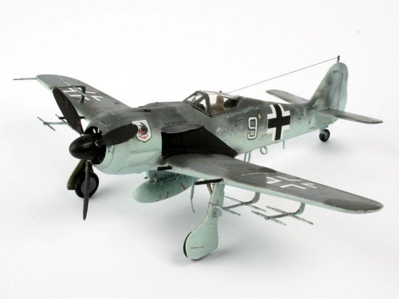 Revell 04165 Focke Wulf Fw 190 A-8/R11 1/72 – zdjęcie 4