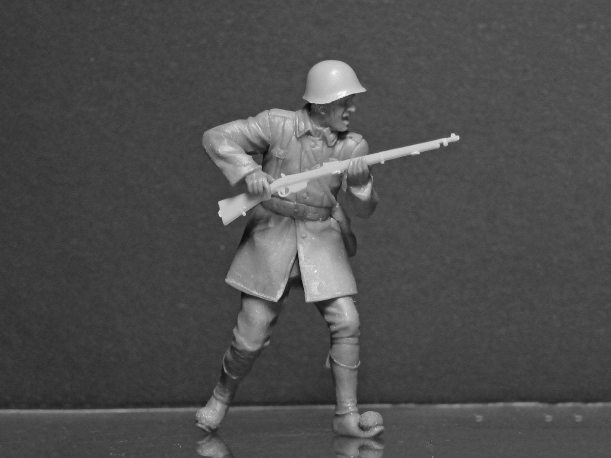 ICM 35562 Evzones grecs (1940-1941) 4 figurines 1/35 – image 3