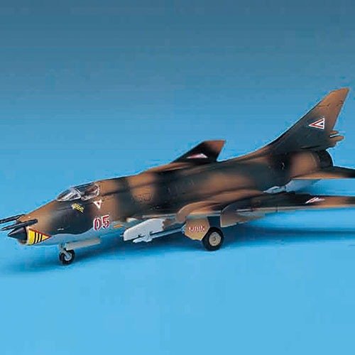 Academy 12612 SU-22 MONTEUR 1/144 – Bild 3