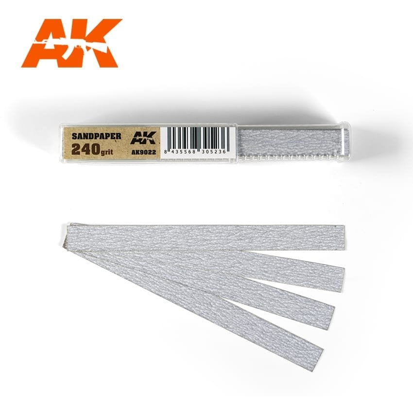 AK Interactive AK9022 PAPIER DE SABLAGE GRAIN 240 (SÈCHE)