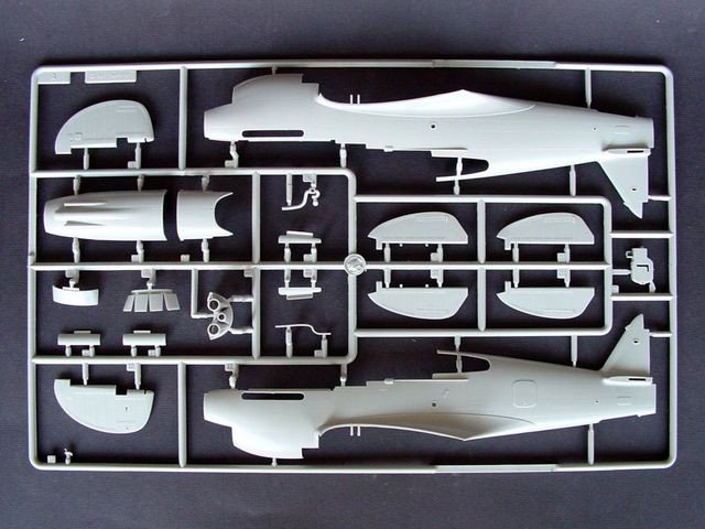 Trumpeter 02228 P-40B Warhawk (Tomahawk MKIIA) 1/32 – zdjęcie 6