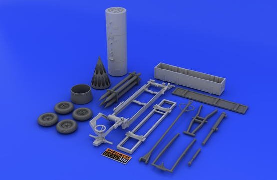 Lance-roquettes Eduard 648046 B-8M1 et chariot de chargement 1/48  – Bild 7