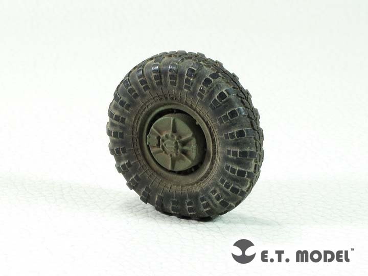 Roues de route lestées ET Model ER35-064 Russian 9P148 Konkurs (BRDM-2 Spandrel) pour TRUMPETER 05515 1/35 – immagine 2