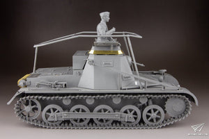 Takom 1017 Sd.Kfz.265 Kleiner Panzerbefehlswagen I 3 en 1 1/16 – immagine 2