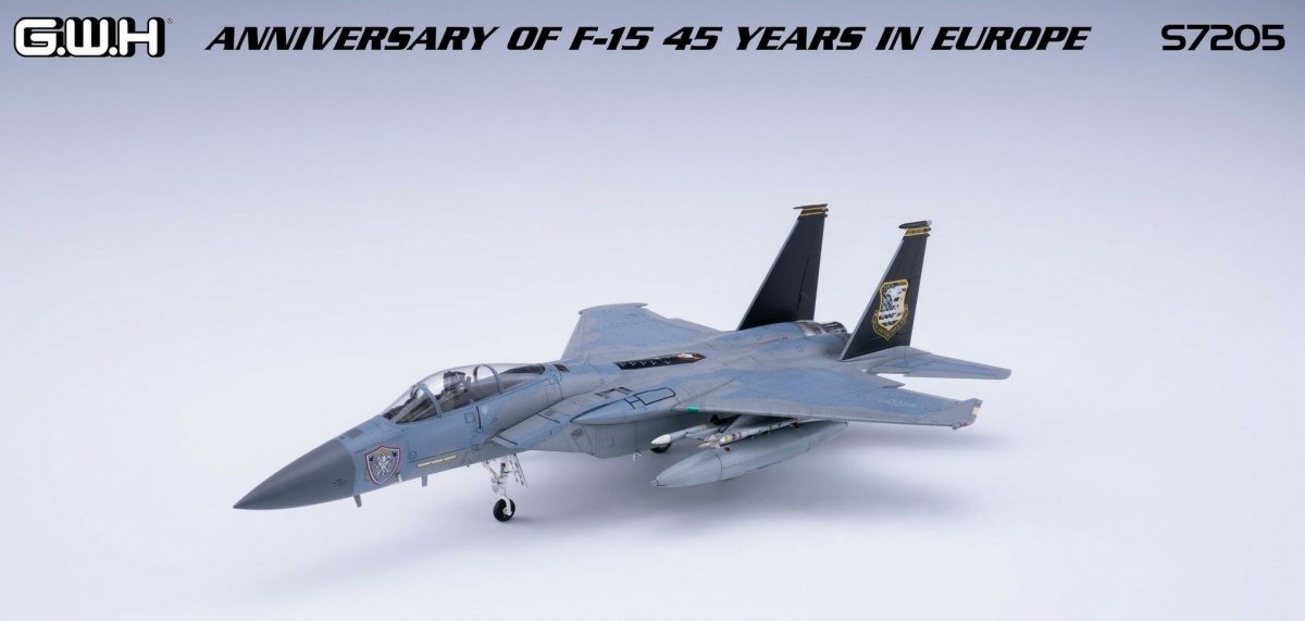 Great Wall Hobby S7205 Édition limitée anniversaire du F-15C Eagle - « 45 ans en Europe » 1/72 – imagen 2