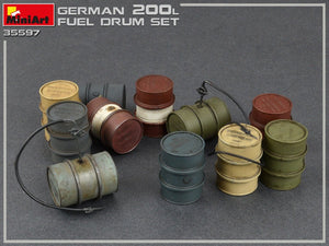 MiniArt 35597 FÛTS DE CARBURANT ALLEMANDS DE 200 L GUERRE MONDIALE 1/35 – immagine 2