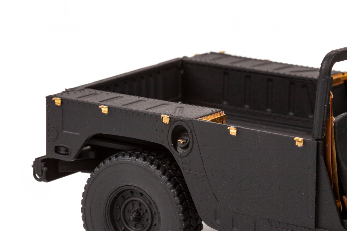 Eduard 36522 Humvee M1097A2 ICM 1/35 – image 7