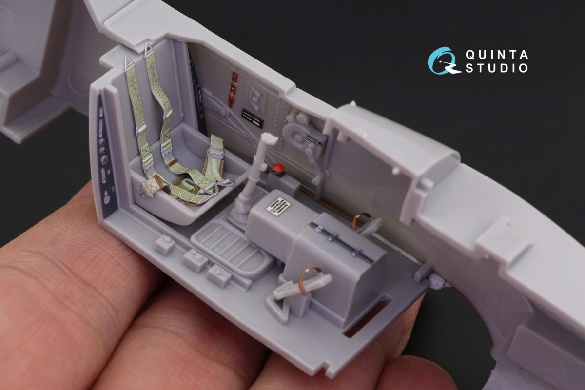 Intérieur imprimé en 3D et coloré sur papier décalcomanie Quinta Studio QD32058 Bf 109K-4 (pour maquette Hasegawa) 1/32 – immagine 4