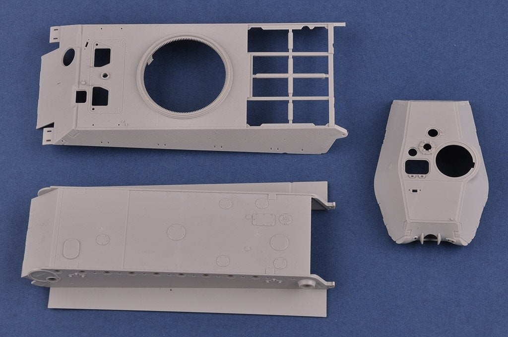 Hobby Boss 84530 German Sd.Kfz.182 King Tiger Porsche Turret w/ Zimmerit 1/35 – zdjęcie 4