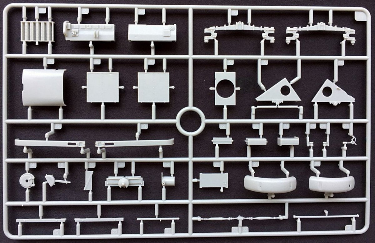 Thunder Model 35200 Scammel Pioneer TRMU30/TRCU30 Transporteur de chars (1/35) – Bild 5