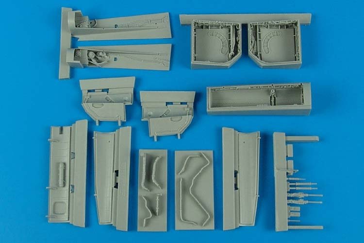 Aires 4549 Su-27 Flanker B baie de train d'atterrissage 1/48 Academy