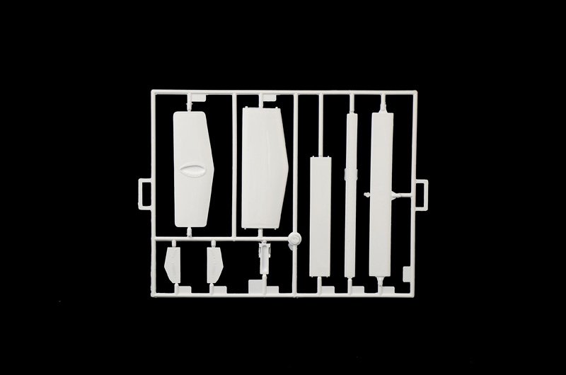 Italeri 4704 ALFA ROMEO 179-179C (1/12) – image 18