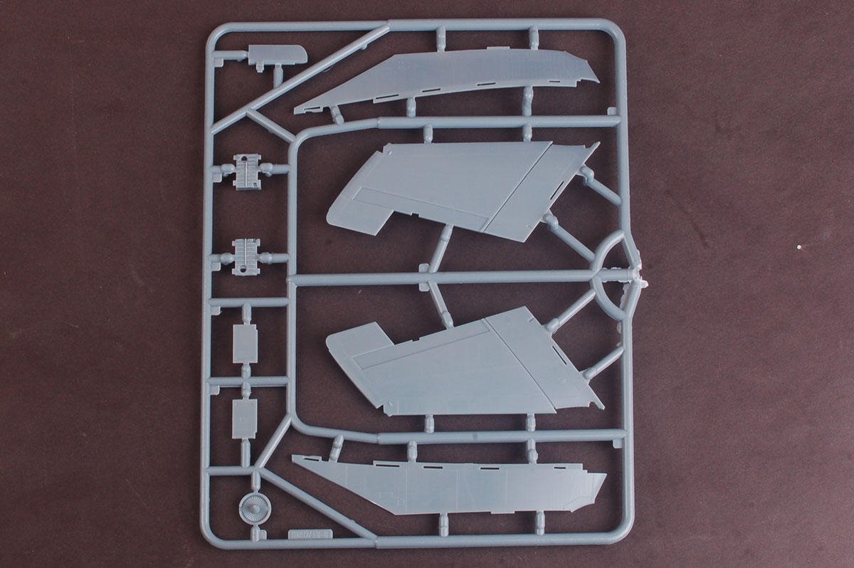 Kitty Hawk 80129 TF-9J Cougar 1/48 – Bild 8