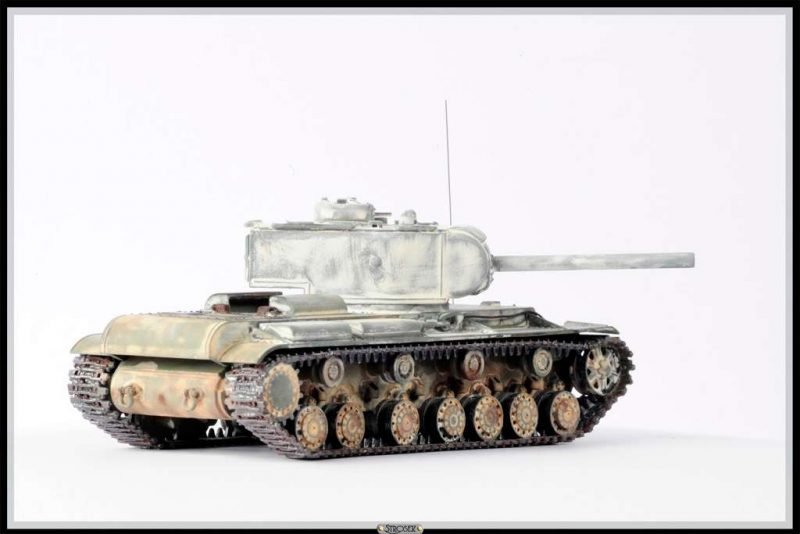 PST 72059 KV-220 Char lourd 1/72 – image 4
