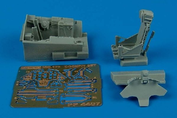 Ensemble de cockpit Aires 4407 MiG-17F 1/48 HOBBY CRAFT