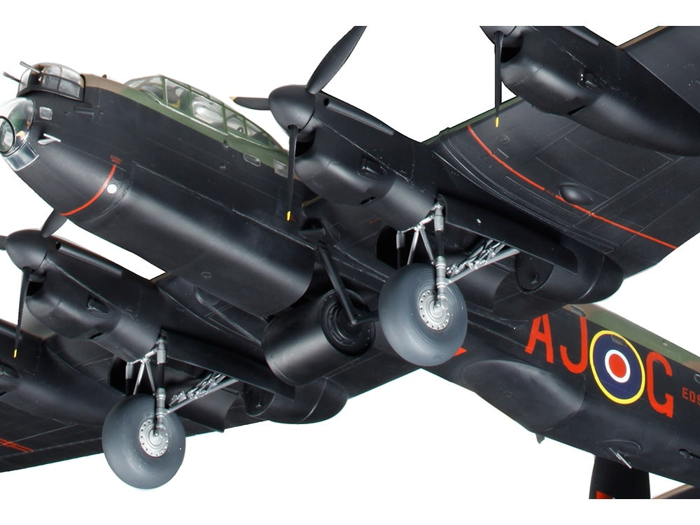 Tamiya 61111 Avro Lancaster B Mk.III Sp. - B Mk.I Sp « Grand Slam Bomber » 1/48 – immagine 4