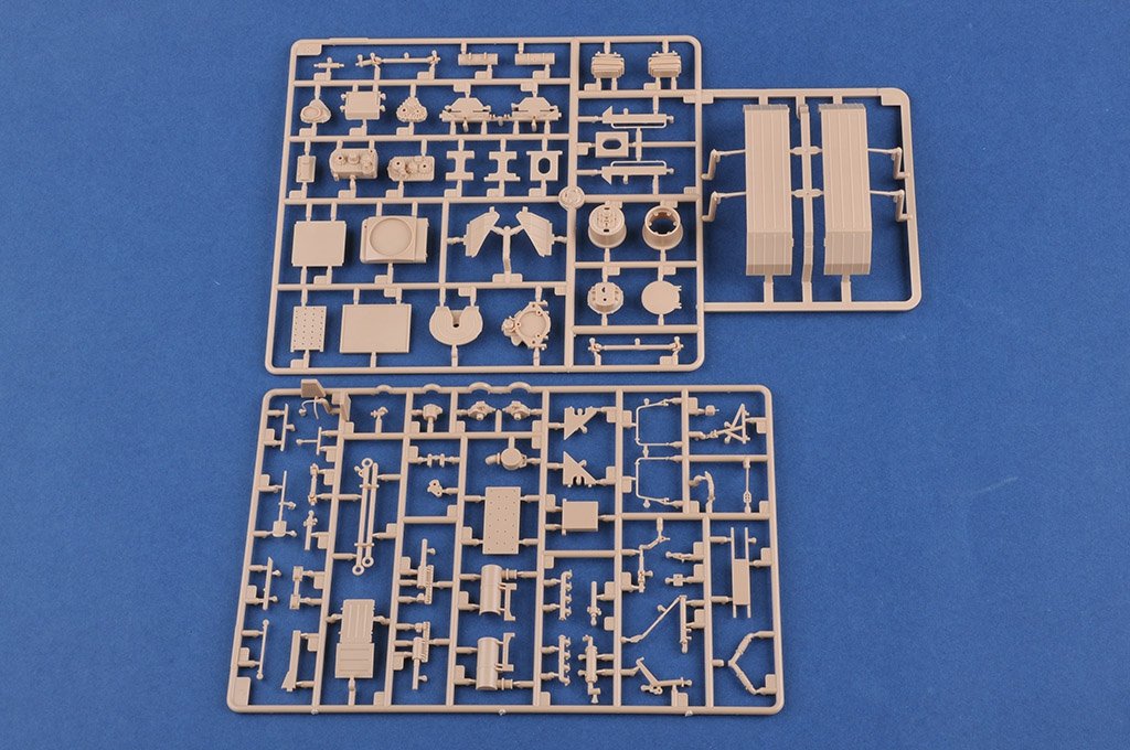 Hobby Boss 85517 BAZ-64022 russe avec TEL S-400 5P85TE2 (1/35) – image 14