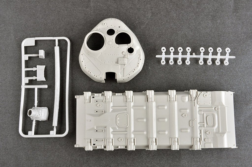Trumpeter 09610 Char russe T-72B3 avec blindage réactif explosif (ERA) à étui souple 4S24 et blindage à grille, échelle 1/35 – imagen 6