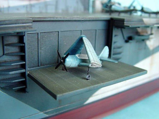 Trumpeter 05603 Porte-avions américain CV-10 Yorktown 1944 (1/350) – Bild 8
