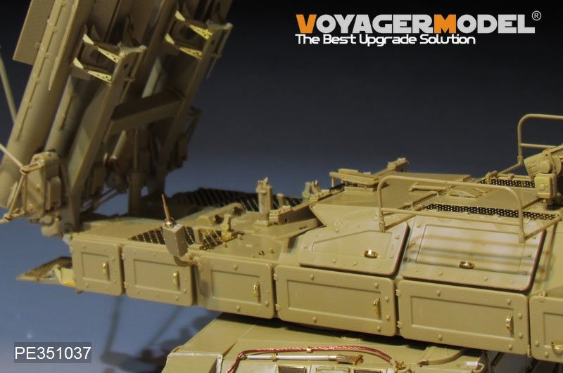 Kit de mise à niveau Voyager Model PE351037 pour le système de missiles de défense aérienne russe moderne 9K37M2 BUK-M2, compatible avec PANDA PH35034 au 1/35 – immagine 22