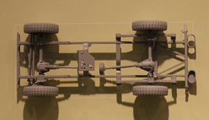 Fine Molds FM34 Camion léger Type 73 JGSDF (toit en toile) 1/35 – image 2
