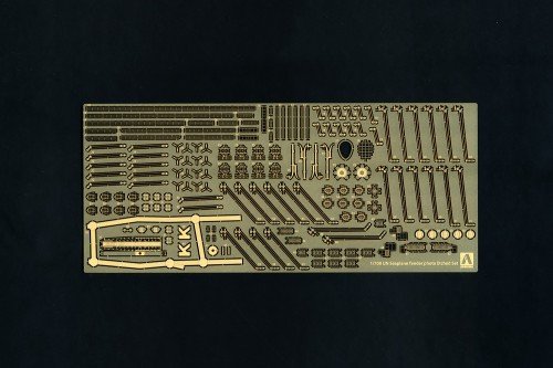 Aoshima 00972 Aéronef-ravitailleur Kimikawa-maru Pièces photo-découpées 1/700