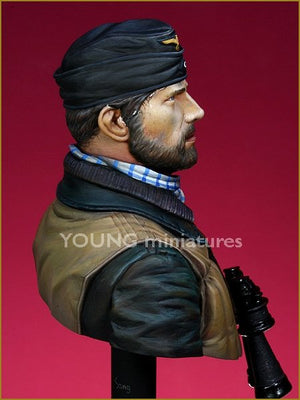 Young Miniatures YM1818 ÉQUIPAGE DE SOUS-MARIN GUERRE MONDIALE 1/10 – image 2