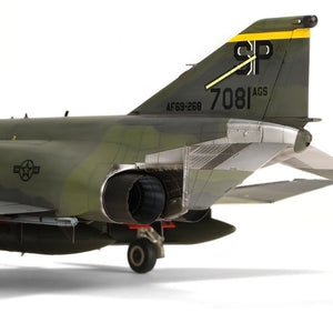 Zoukei-Mura SWS4814 F-4EG Phantom II WILD WEASEL V 1/48 – image 6
