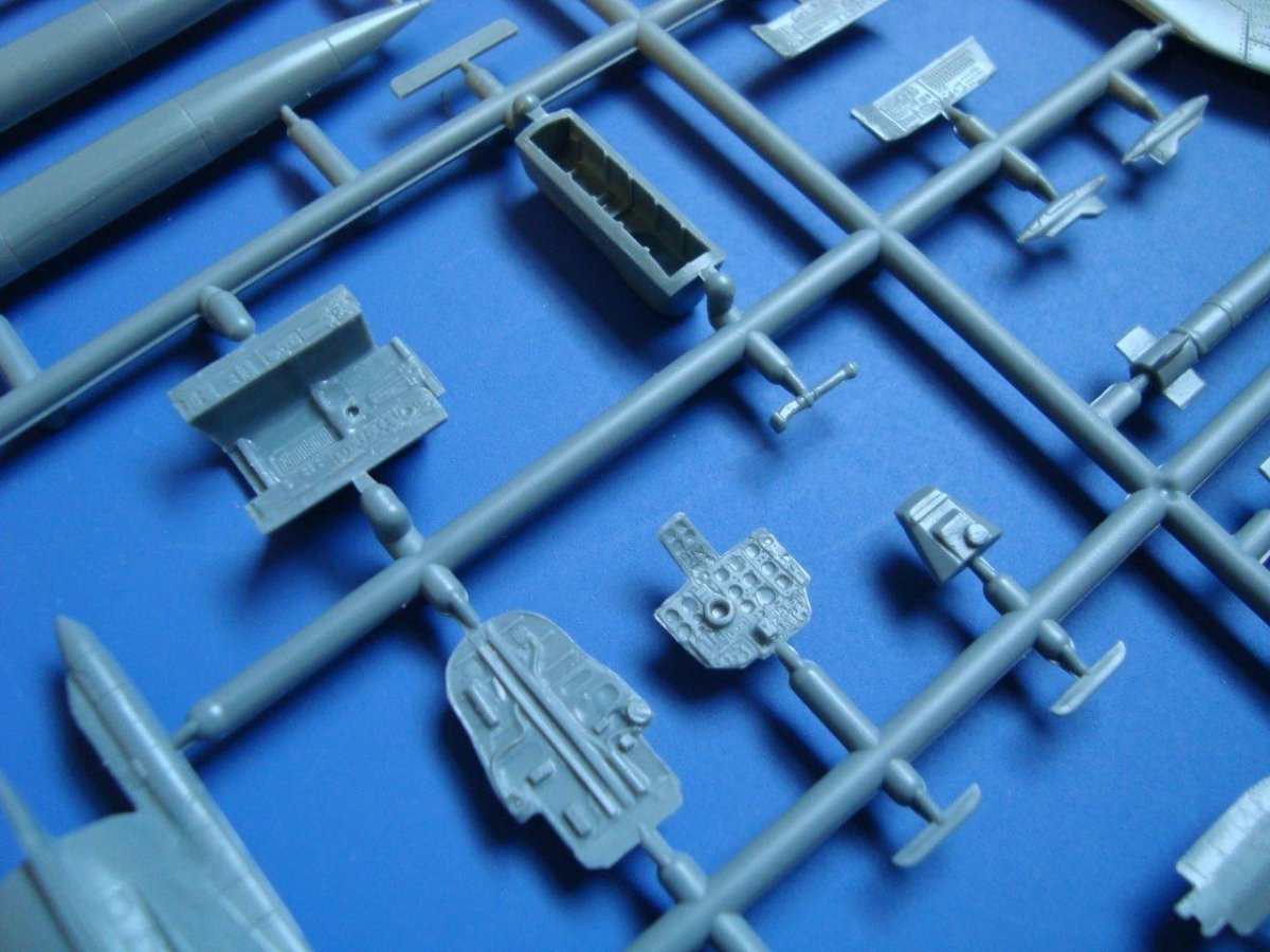 Kozavody Prostejov KPM0100 MiG-21 BIS Fishbed Partie I. (1/72) – immagine 8