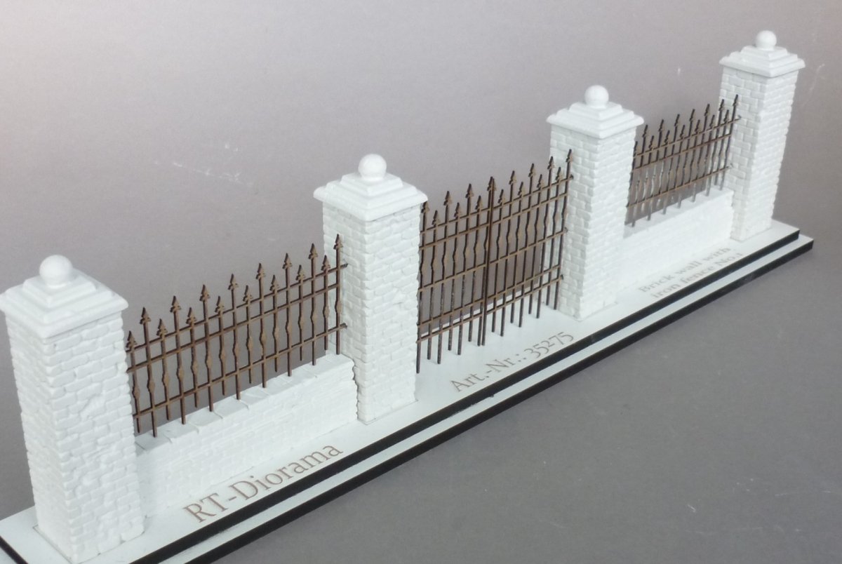 RT-Diorama 35275 Mur de briques avec clôture 1/35 – image 2