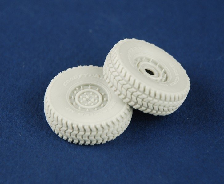 Roues de route Panzer Art RE35-212 pour HUMVEE (modèle tardif) 1/35
