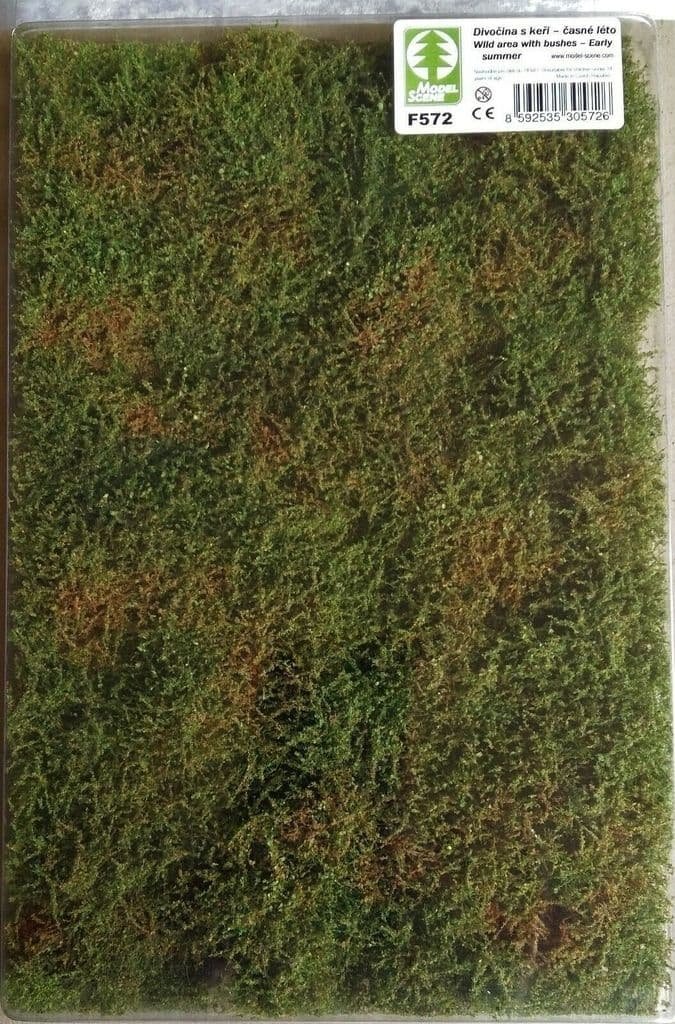 Scène miniature F572 Zone sauvage avec buissons - Début de l'été 