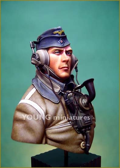 Young Miniatures YM1803-R Équipage de S-Boot allemand 1/10 – imagen 3