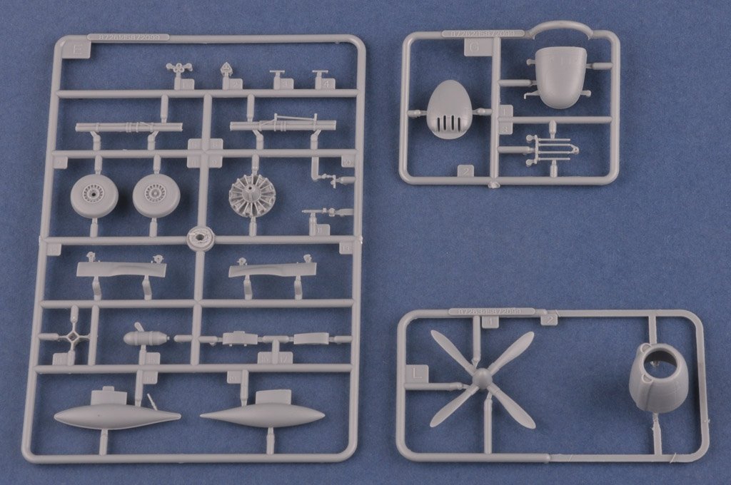 Hobby Boss 87263 P-61C Black Widow 1/72 – image 7