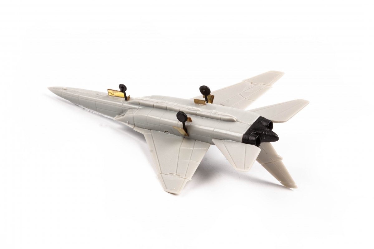 Eduard 53295 USS Nimitz CVN-68 partie 1 TRUMPETER 1/350 – image 2