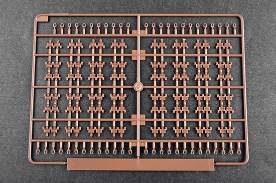 Trumpeter 09587 Char de combat principal russe T-80BVM 1/35 – image 4