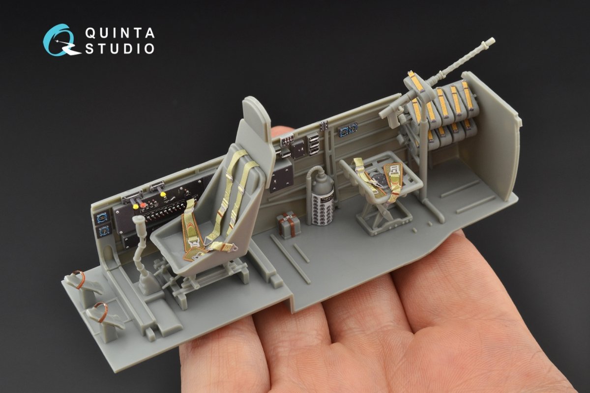 Intérieur imprimé en 3D et coloré sur papier décalcomanie (Trumpeter) pour le Ju 87B-2/R-2 de Quinta Studio QD32090, échelle 1/32 – Bild 3