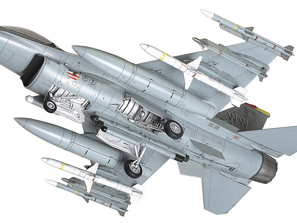 Tamiya 61098 F-16CJ Fighting Falcon 1/48 – immagine 5