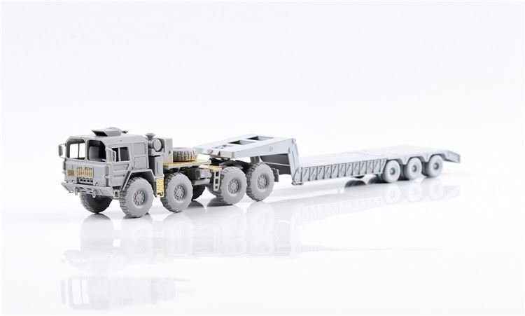 Modelcollect UA72341 Camion tout-terrain allemand MAN KAT1M1014 8x8 haute mobilité avec semi-remorque M870A1 1/72 – image 4