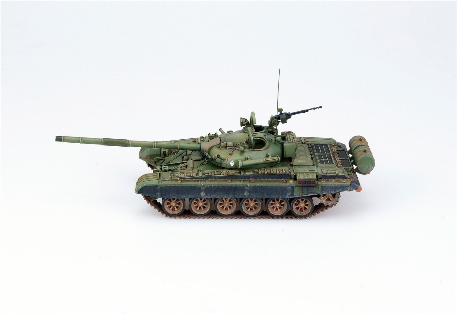 T-Model A72004 Modern U.S. M153 CROWS II System + Tank Urban Survival Kit 1/72 – image 8