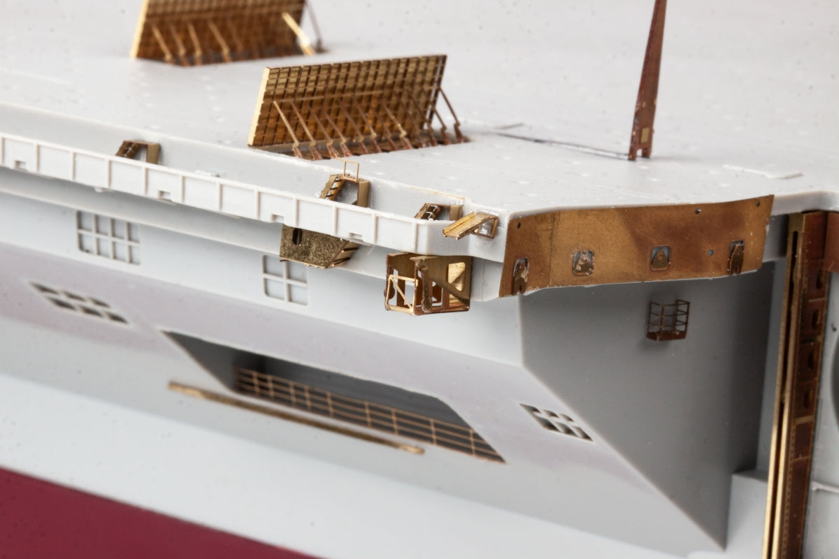 Eduard 53300 USS Nimitz CVN-68 partie 6 Trumpeter 1/350 – image 13