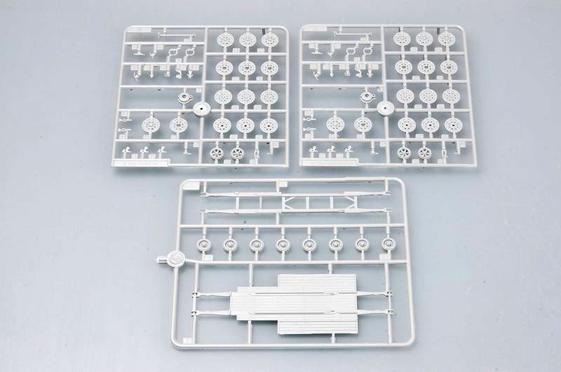Trumpeter 07275 Semi-chenillé allemand Sd.Kfz.9 (18t) Remorque Sd.Ah.116 (1/72) – image 4