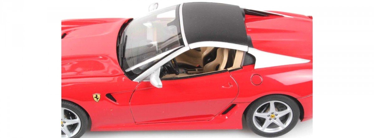 Revell 07090 Ferrari SA Aperta 1/24 – image 3
