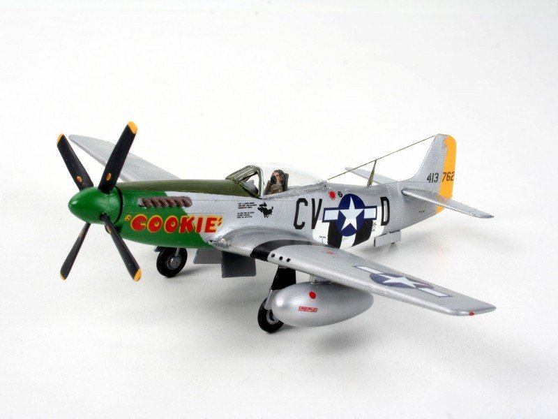 Revell 04148 P-51 D Mustang 1/72 – image 4