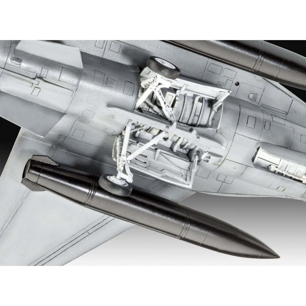Revell 03905 Lockheed Martin F-16 MLu 100e anniversaire (1/72) – Bild 4