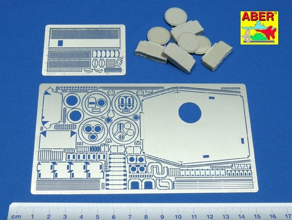Aber 35166 char lourd soviétique KV-II partie 1 ensemble de base (TAM) (1/35) – immagine 2