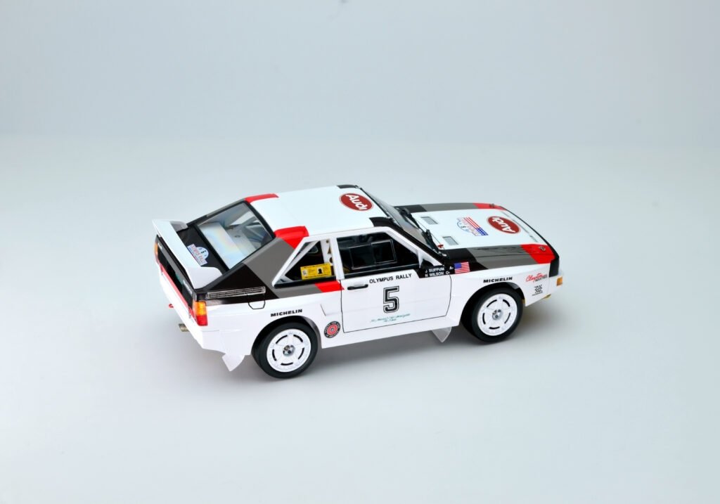 NuNu PN24023 Audi SPORT QUATTRO S1 &amp;#39;86 US OLYMPUS RALLY 1/24 – image 4
