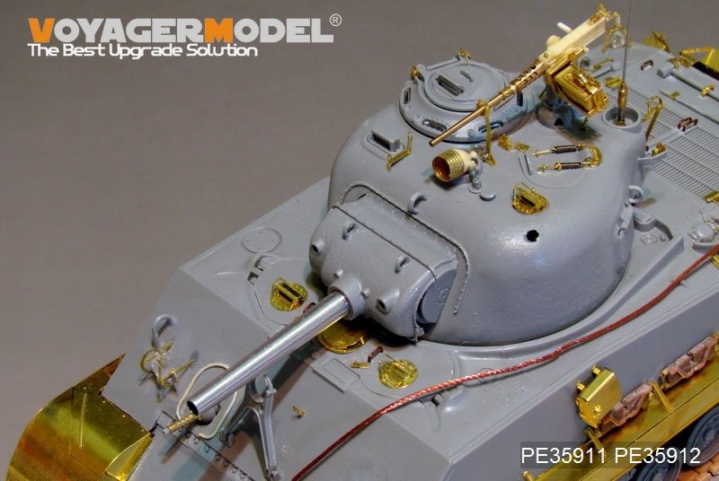 Maquette Voyager PE35911 Fusil américain M4A3 (105 mm) HVSS de base pour DRAGON au 1/35 – immagine 8