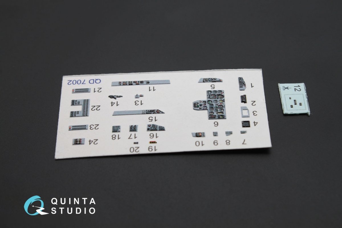 Intérieur imprimé en 3D et coloré sur papier décalcomanie pour la maquette Zvezda 7278 au 1/72 (Question QD72002 de Quinta Studio) pour le MiG-29 9-13.  – image 3